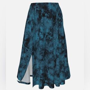 LuLaRoe Jennifer Skirt - Blue Tie-Dye